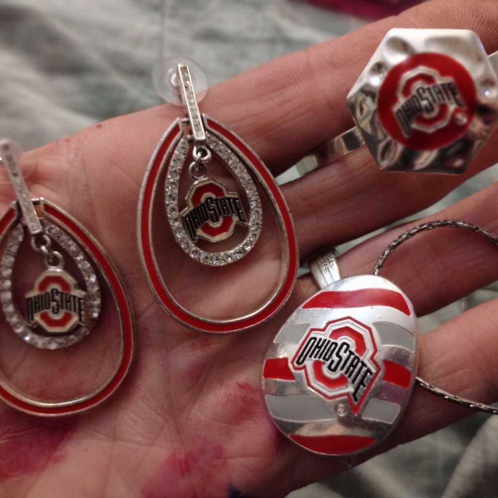 Silver Ohio State 3 piece jewelry set.